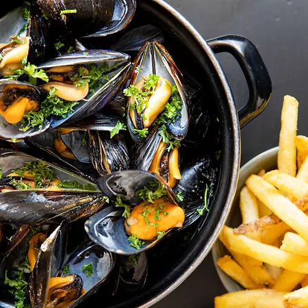 La Rose-marie 2* 圣布里文莱丝皮恩